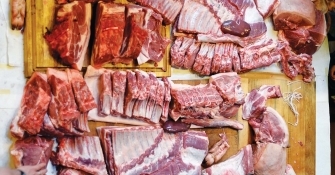 Как получить ровное поголовье свиней на убой?
